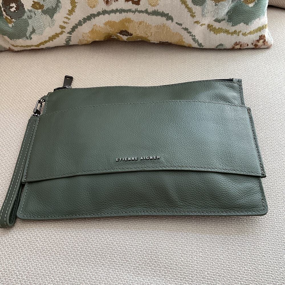 Etienne Aigner Leather Wristlet Clutch Sage Green Zip Pouch 11x 8 Madison Style - Picture 3 of 9